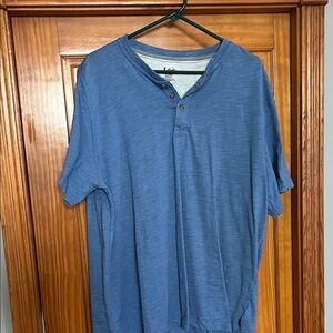 Lee Men’s Slate Blue Short-Sleeve Henley Shirt